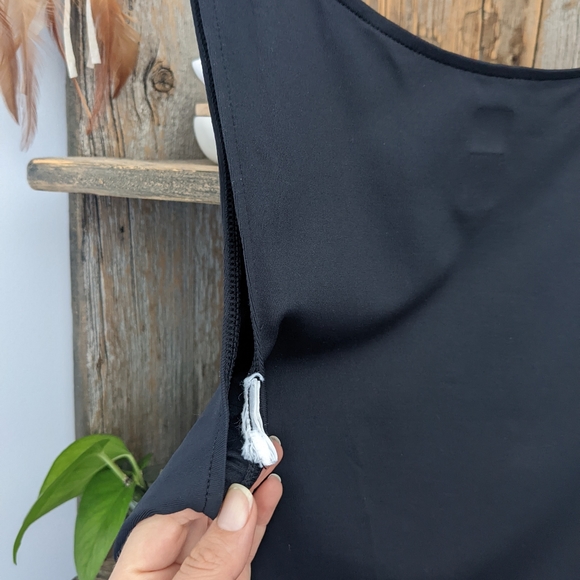 LOLË Xs Spandex Tank Top - Picture 4 of 4